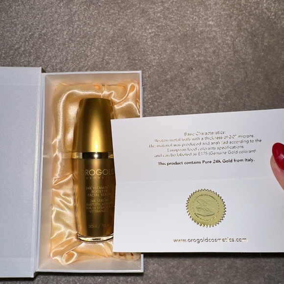 OROGOLD 24K Vitamin C Booster Serum - Picture 3 of 4